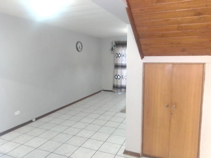 2 Bedroom Property for Sale in Westdene Free State